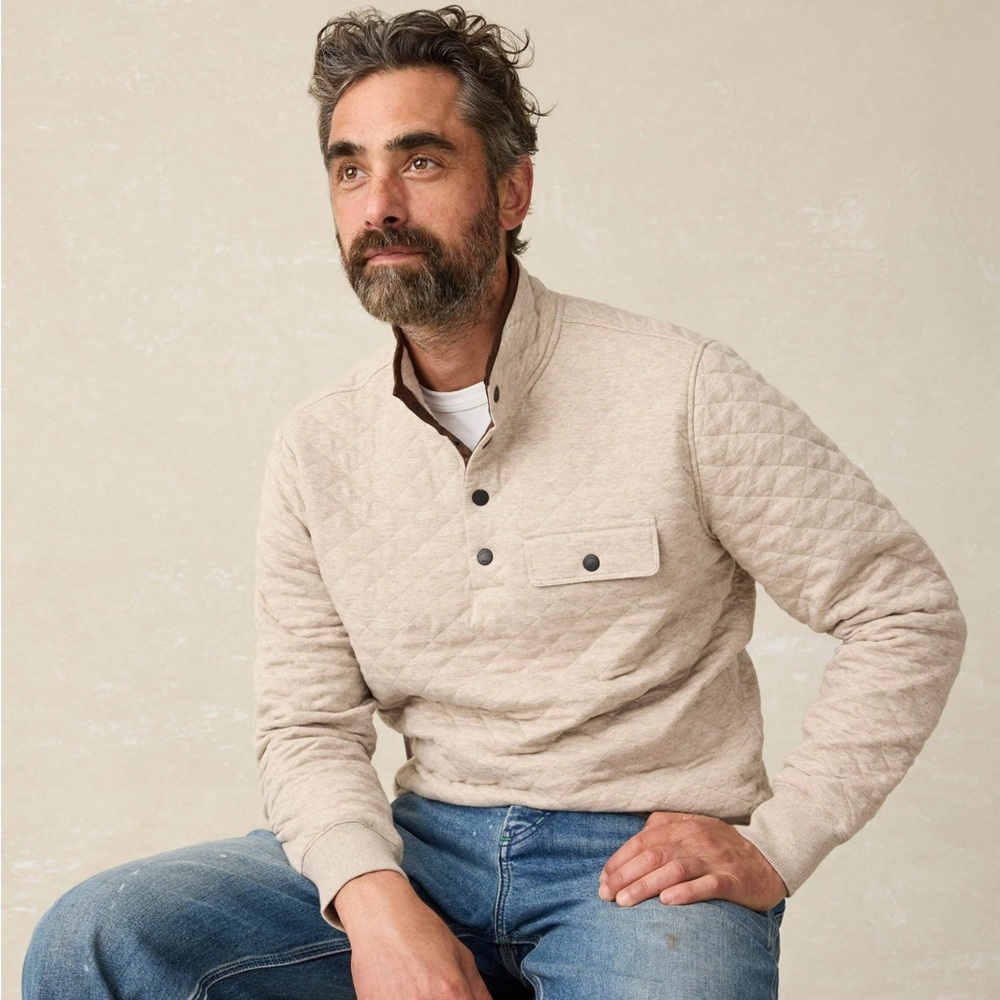 Faherty - Epic Quilted Fleece Pullover - Oatmeal Melange - Picture 3 of 6